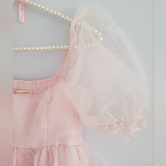 Francescas Light Pink Puff Sleeve Babydoll Dress - Picture 2 of 5